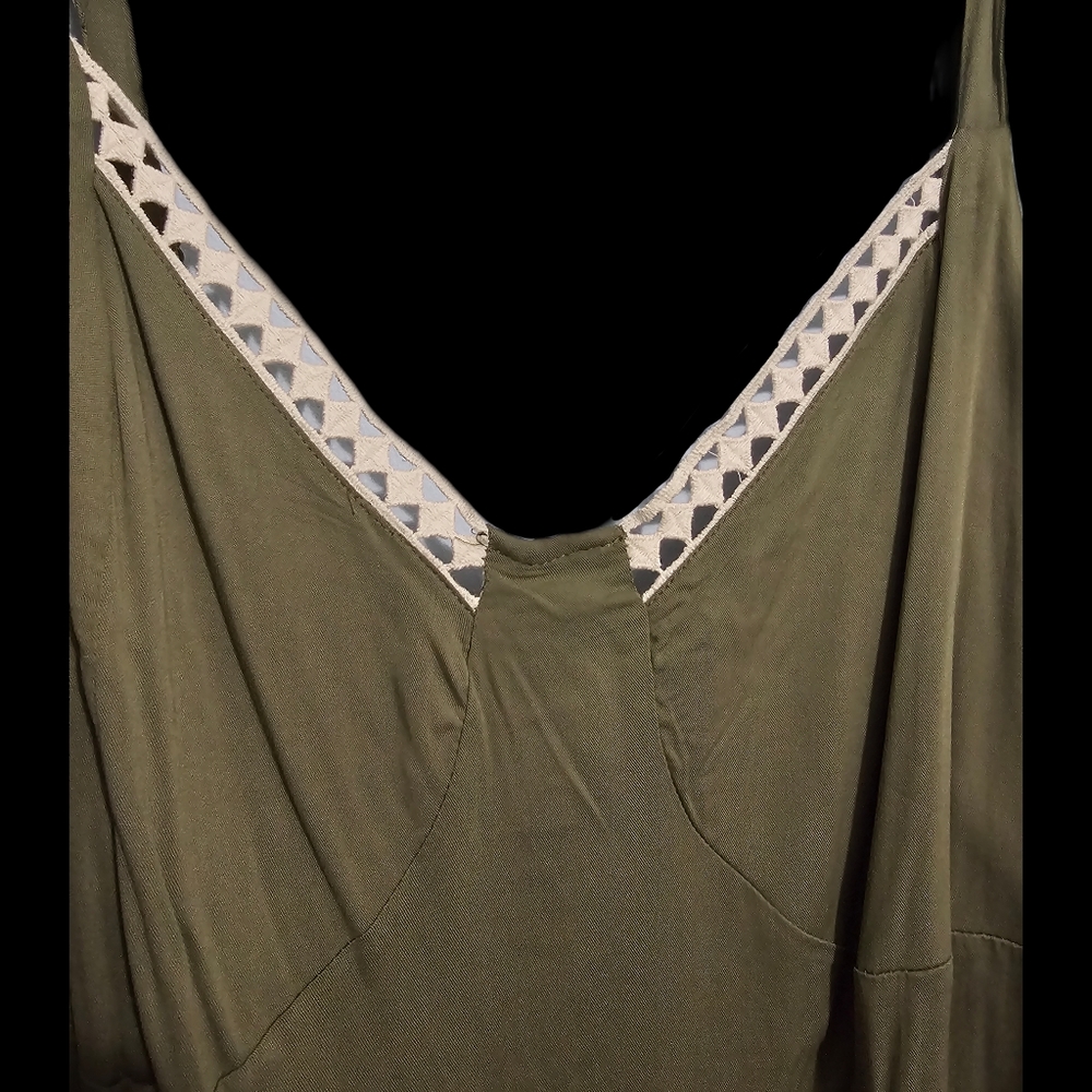 Torrid Tank Top - Picture 3 of 7